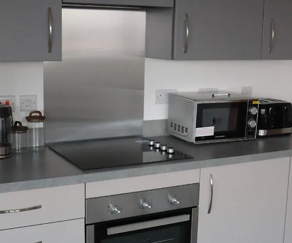 Luxurious City View Apartment In Salford